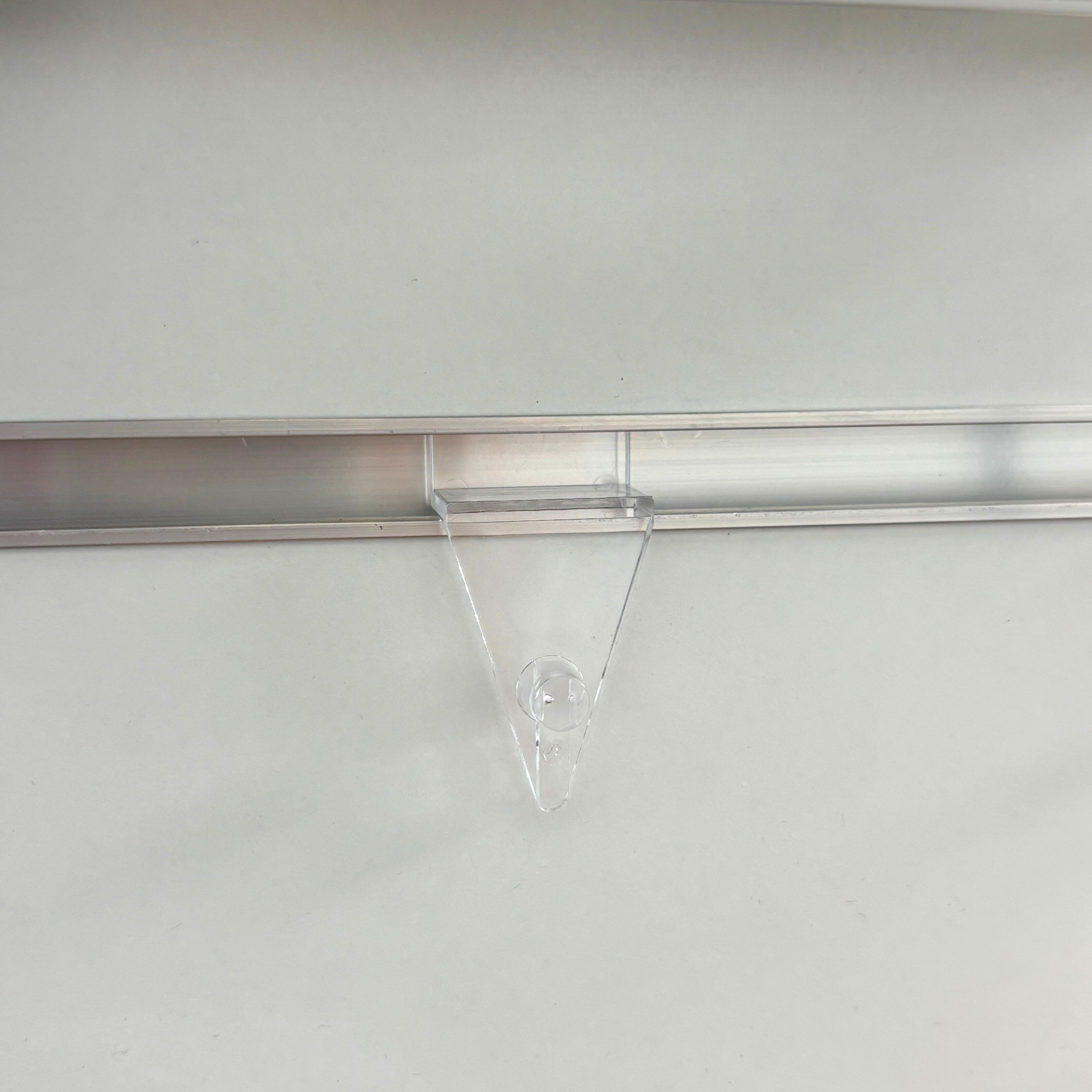 Slat Wall Clip (Clear)