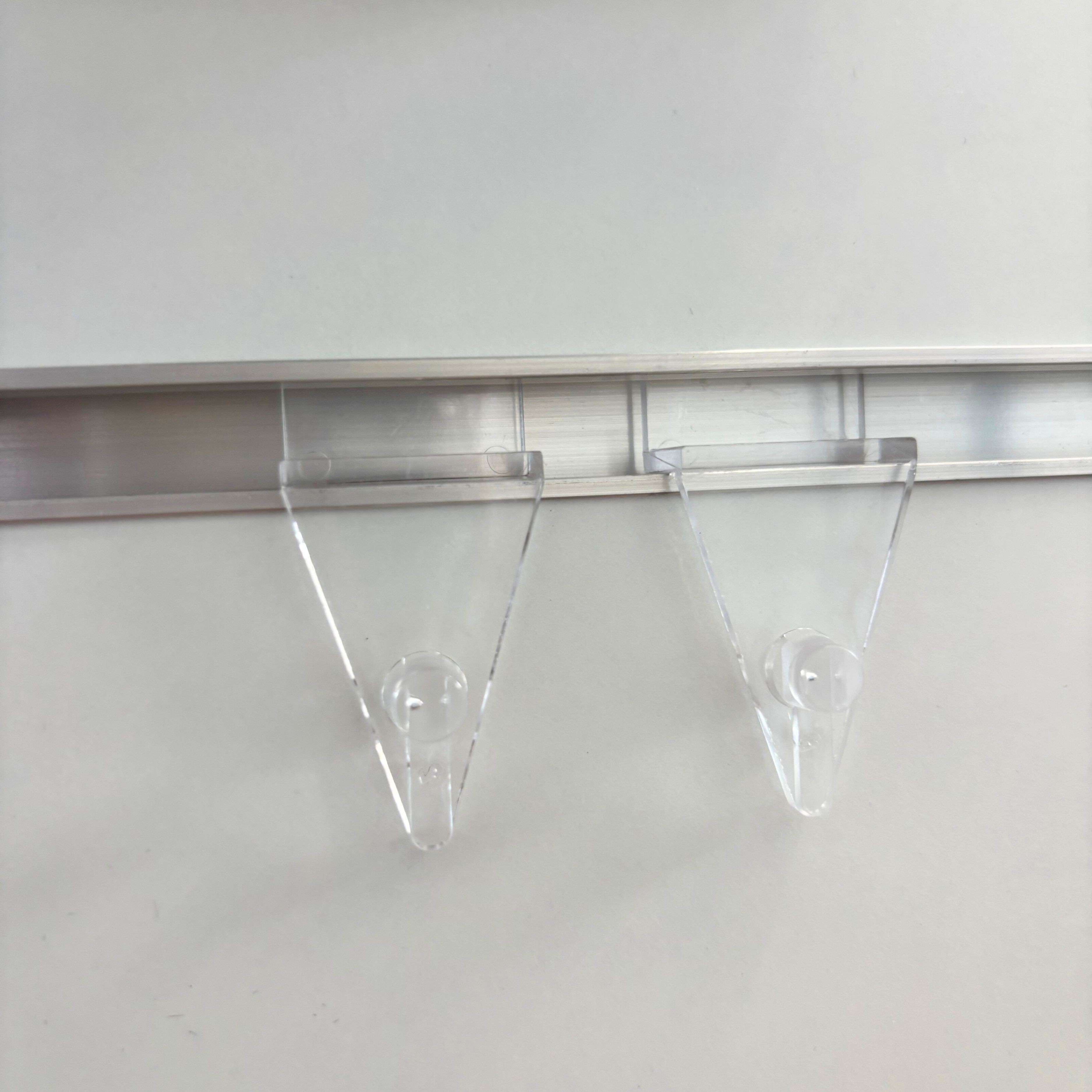 Slat Wall Clip (Clear)